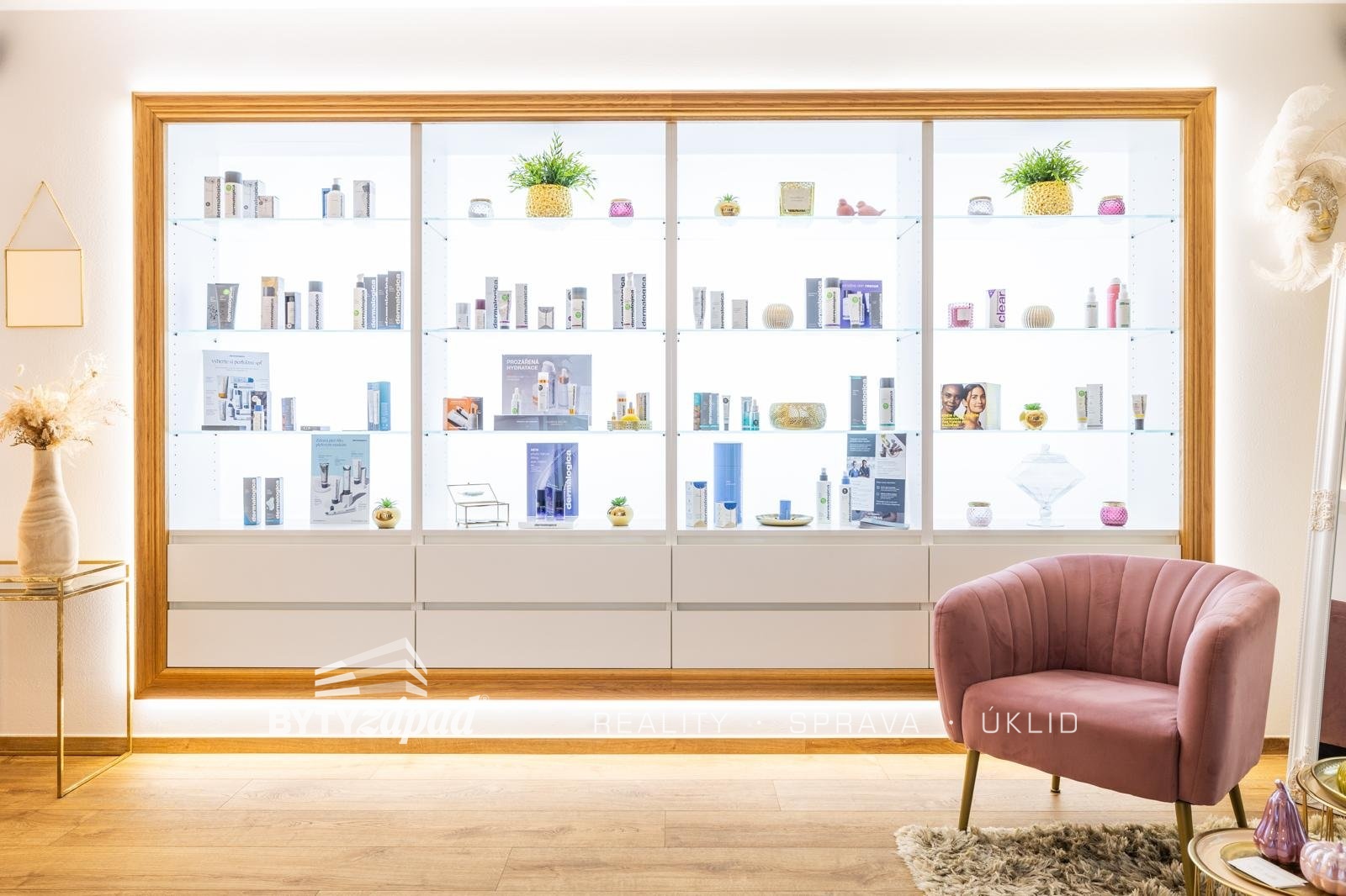 PHOTO-2025-10-07-17-36-02 (kopie)