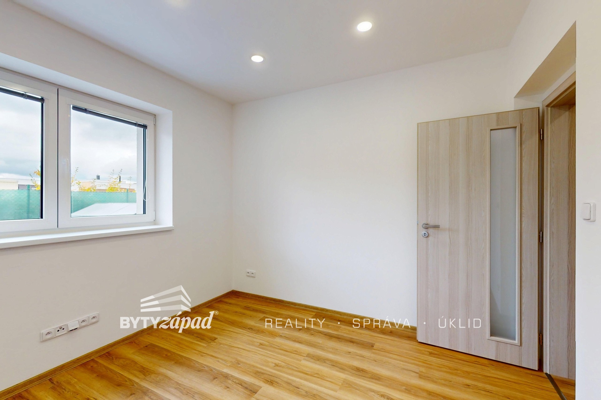 Byt-3kk-s-terasou-ul-Manetinska-Vejprnice-10172025_144810