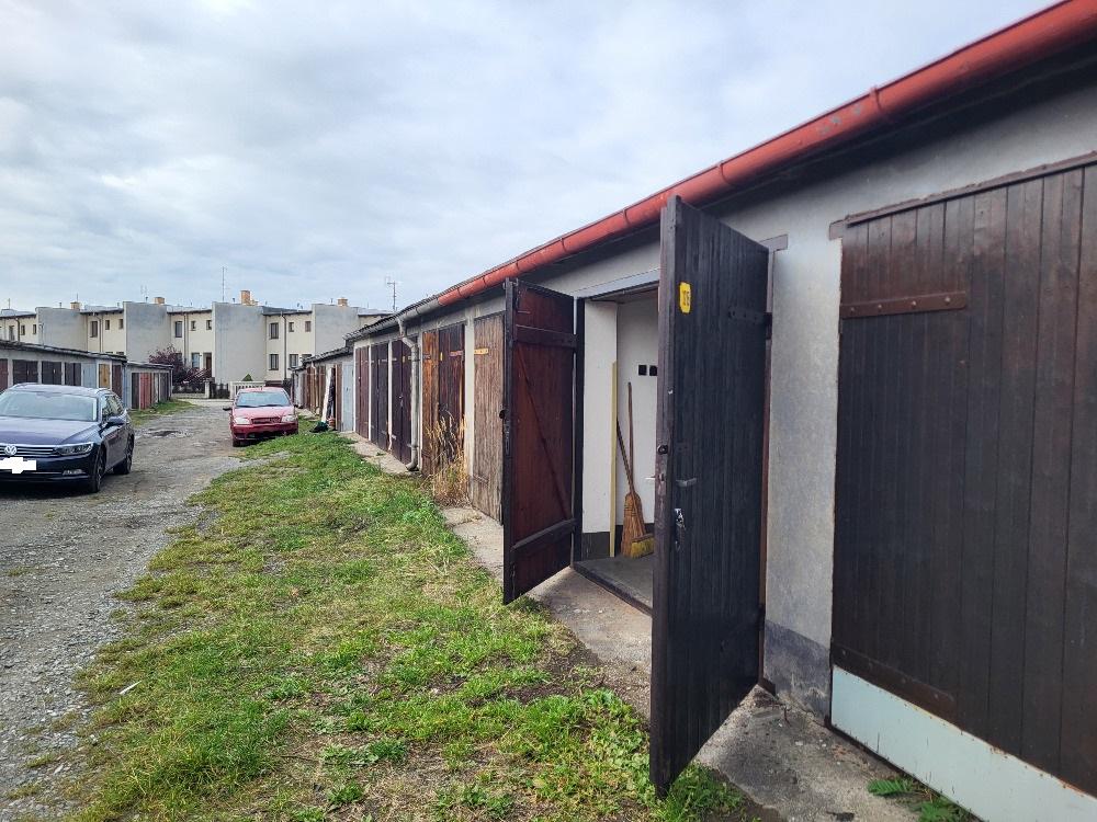 Prodej garáže Sezimovo Ústí 450 000 Kč, foto 2