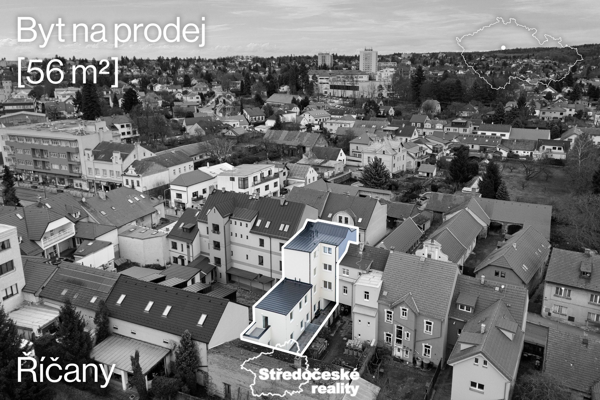 pohled na dům a okolí