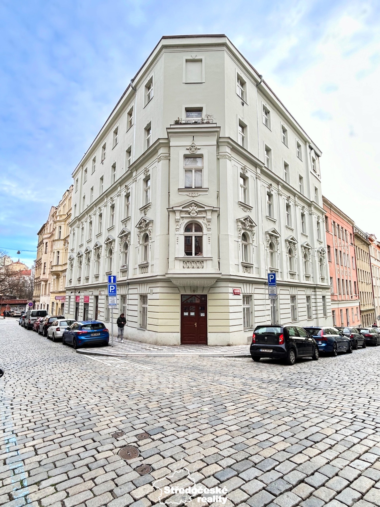 dům