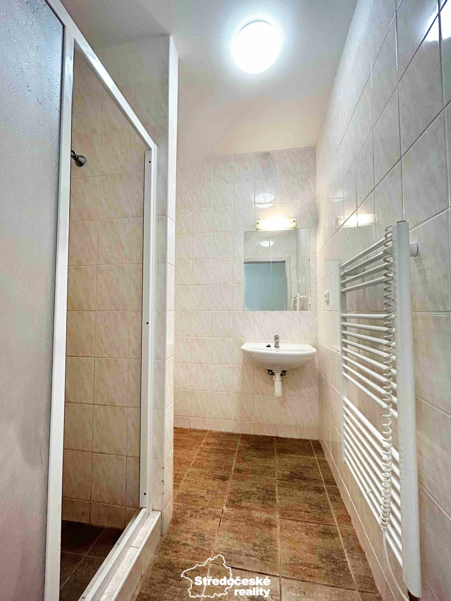 aktuální stav - koupelna, byt 3 Fanda