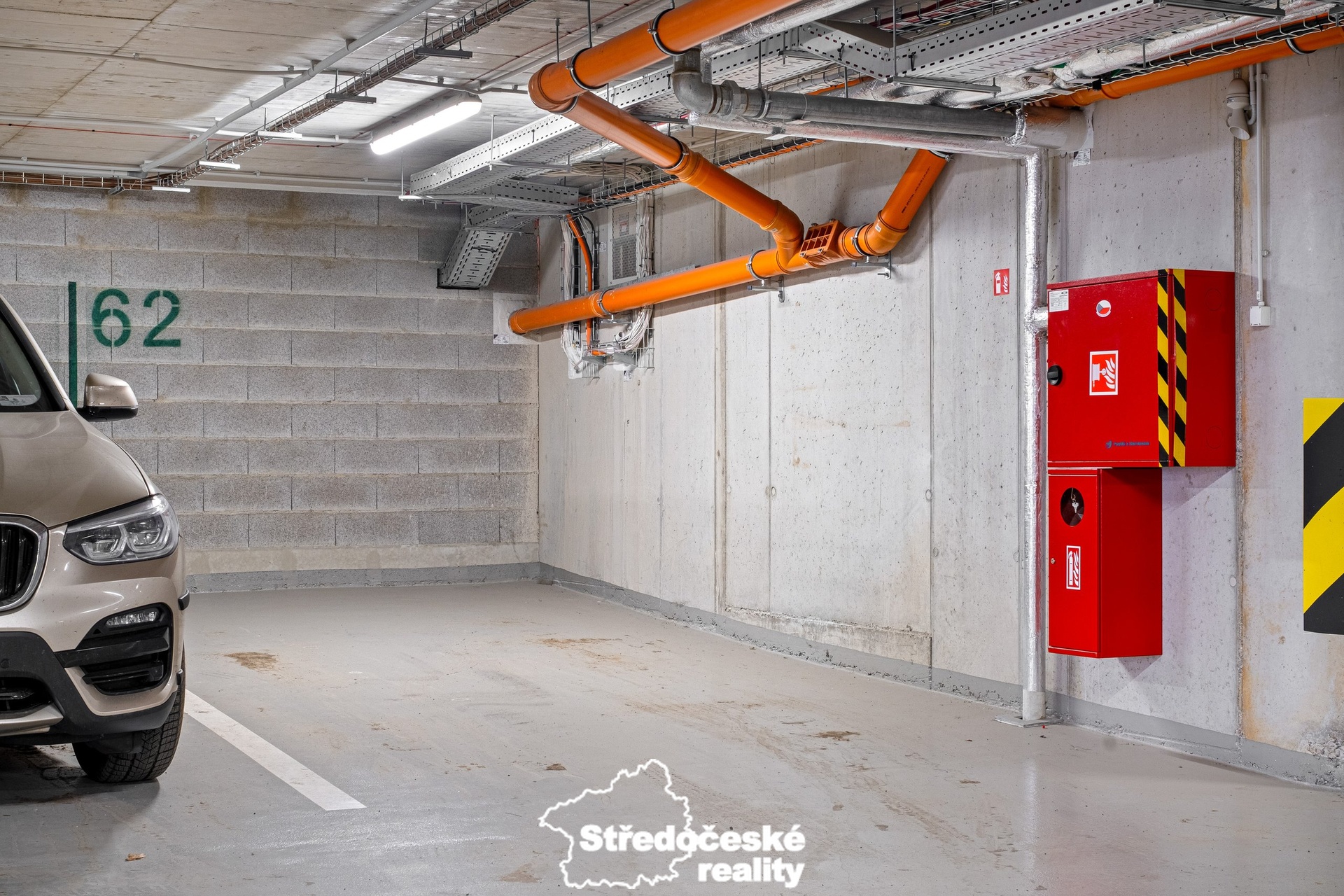 prodej_byt_Praha_Ha?je_mattaneli Milan_gara?z?ove? sta?ni?