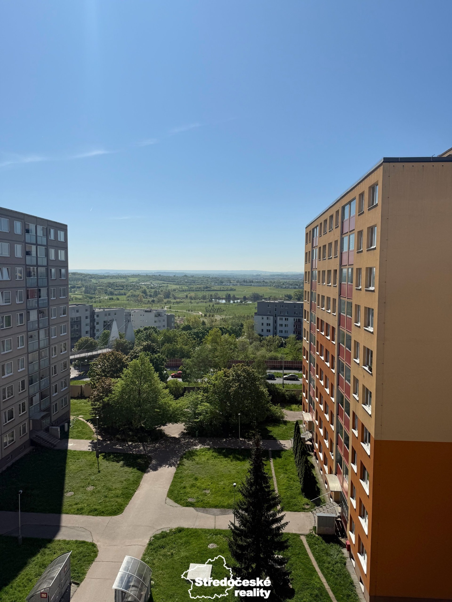 výhled z bytu