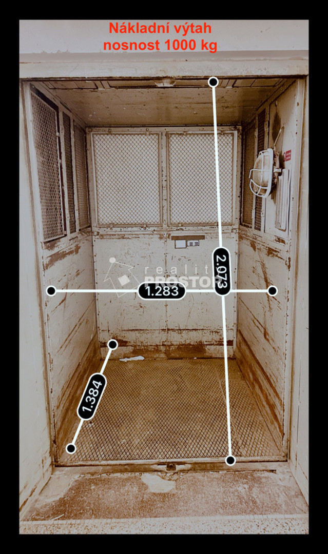 Nákladní výtah nosnost 1000 kg
