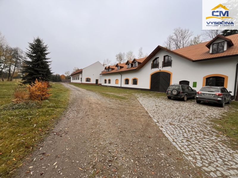 Pronájem zateplené haly v České Bělé