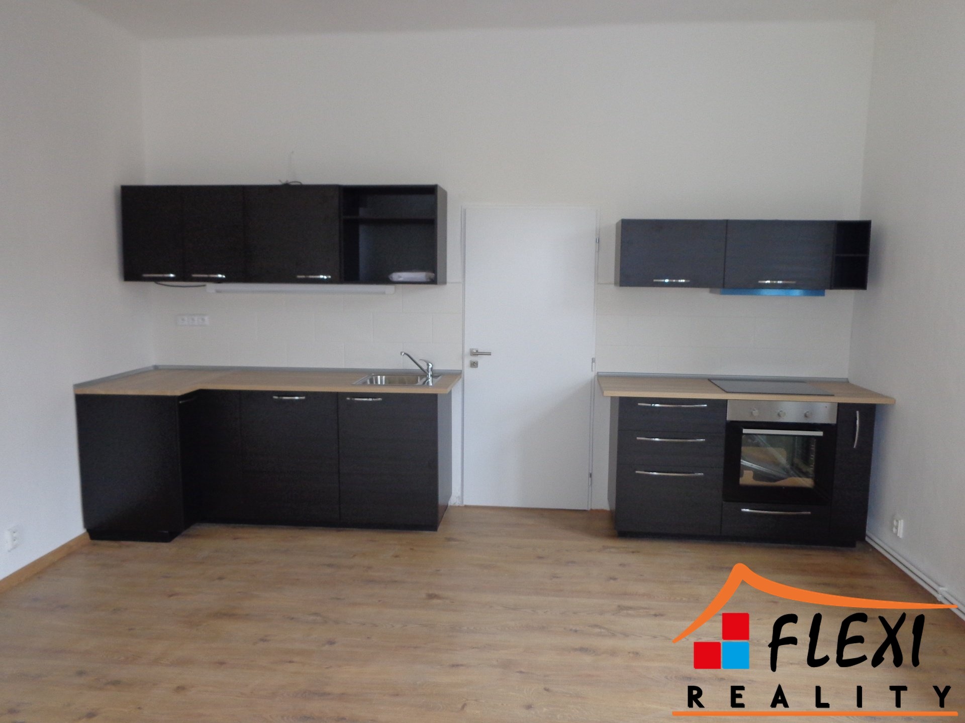 prodej-moderniho-bytoveho-domu-ul-korunni-ostrava-dsc04864-e33dfd