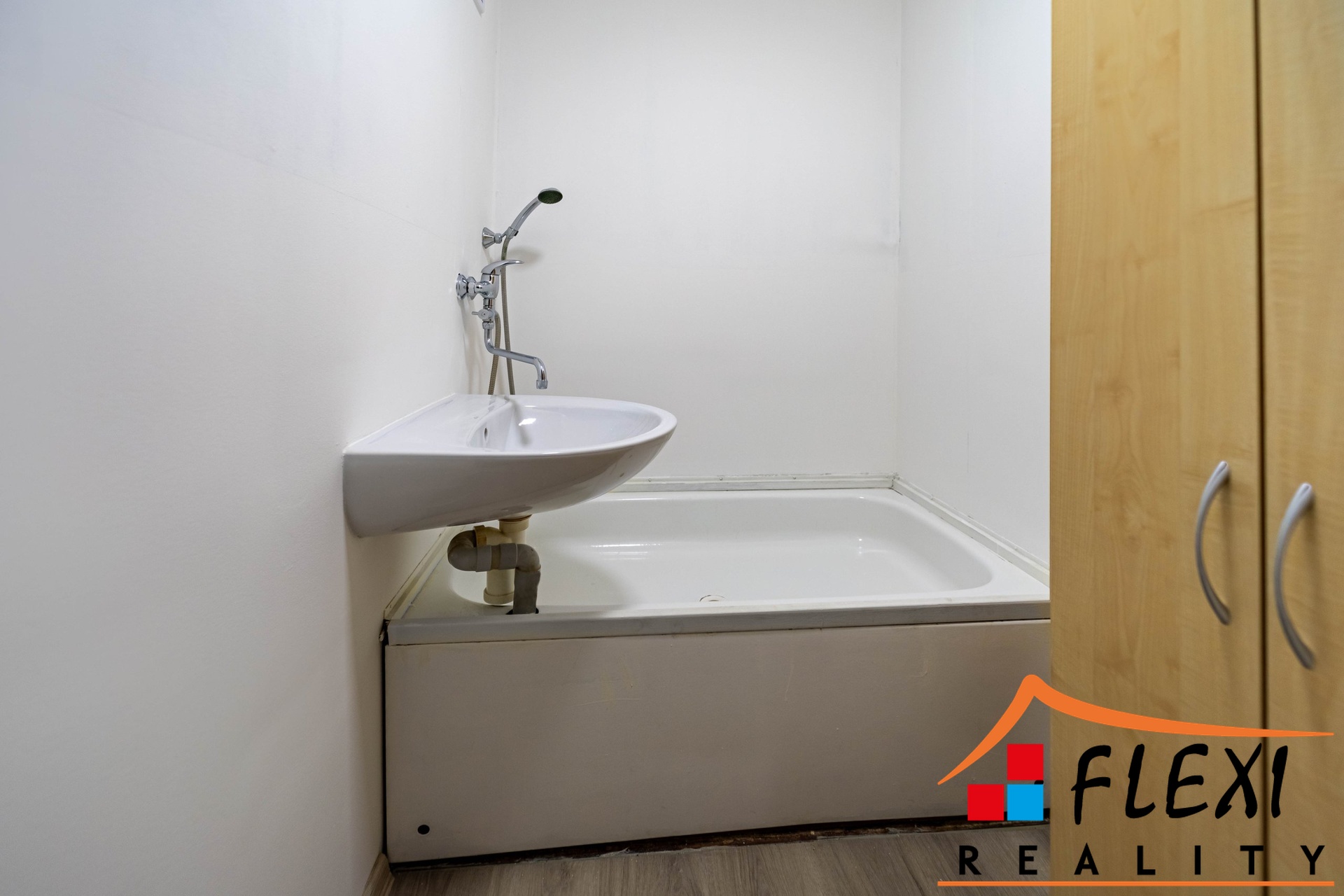 ul. Osvobození_Orlová (12)