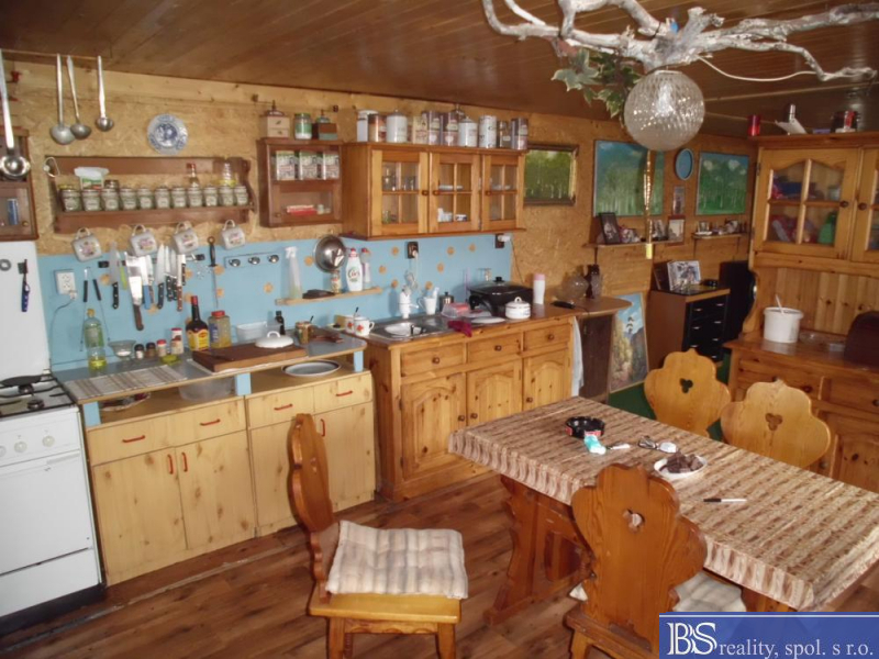 Prodej rodinného domu, 669 m² Chožov (okres Louny), obrázek 4