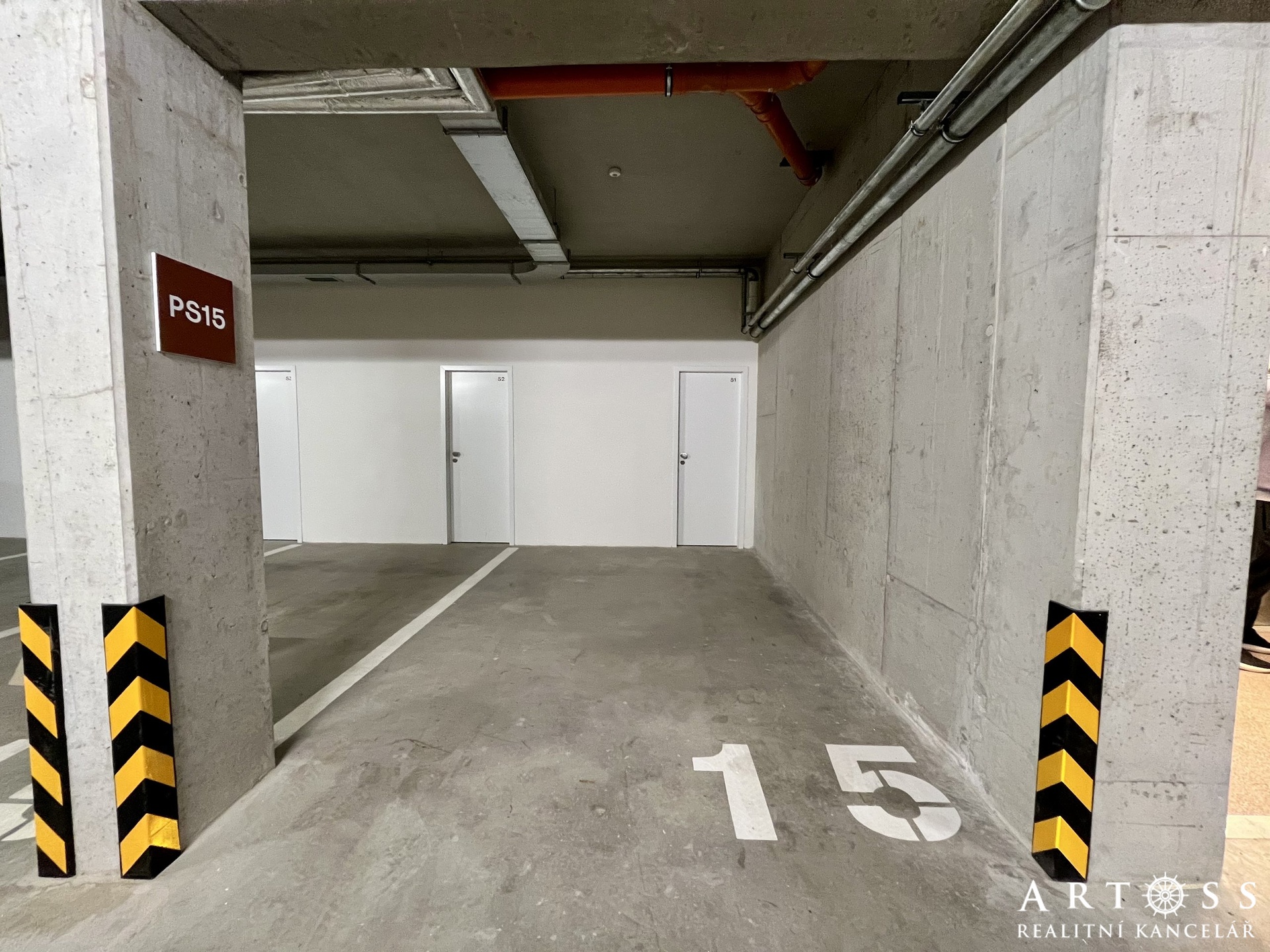 Parkovaci? sta?ni? 2