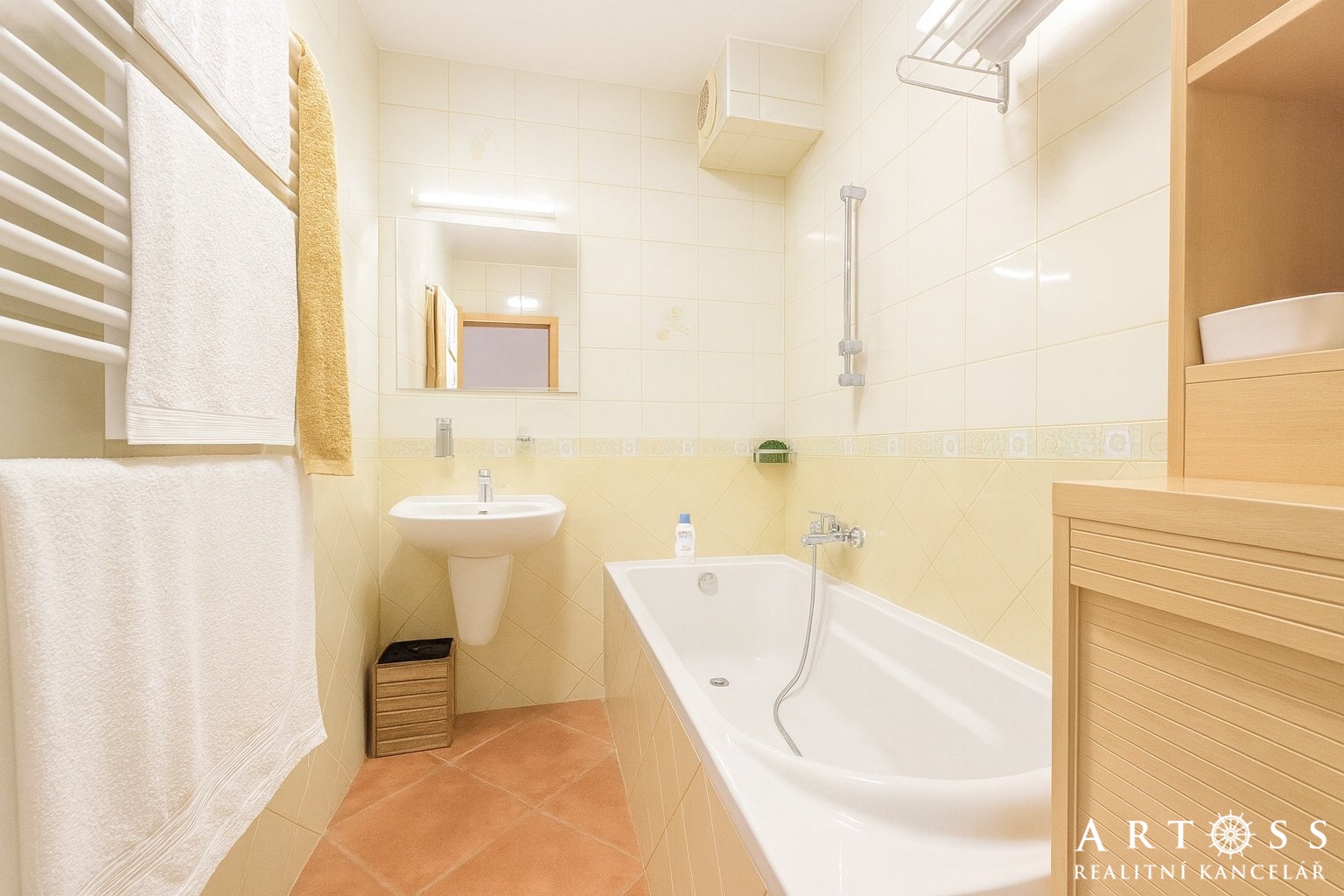 bathroom2_converted