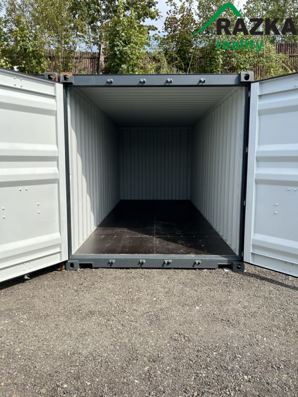 Pronájem skladových prostorů v oploceném areálu - Planá