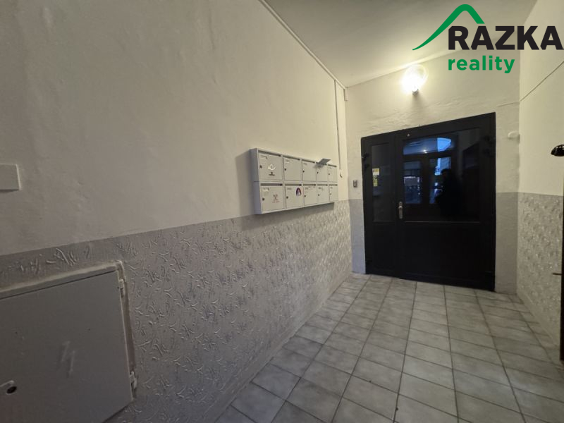 Prodej bytu 2+1(83m2), Karlovy Vary, ul. T.G.M.