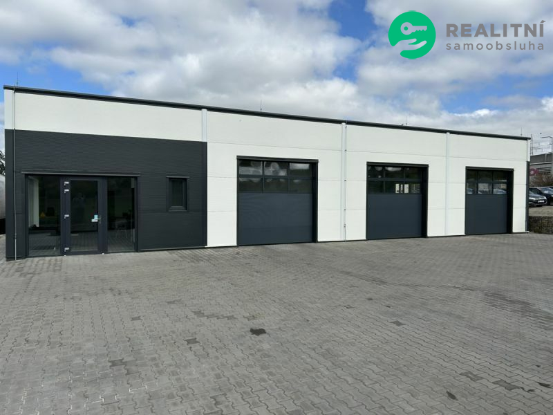 Novostavba haly, pozemek 3000m2, 8km od Brna, u D1