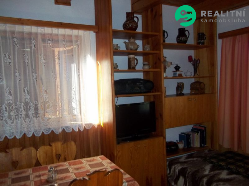 chata u přehradní nádrže Trnávka