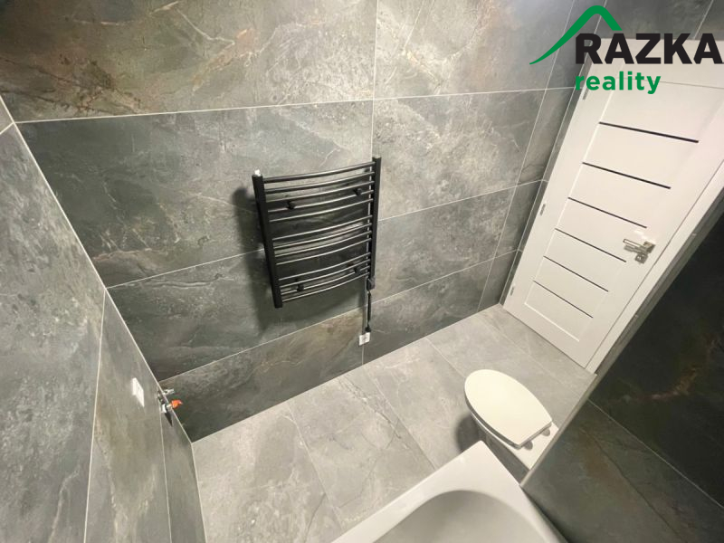 Prodej bytu 2+1 , 52 m2 Aš