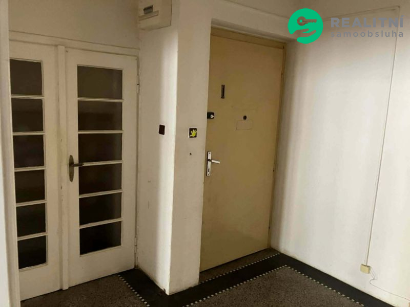 Pronájem prostorného (91 m&sup2;) bytu 3+1 v centru Litoměřic