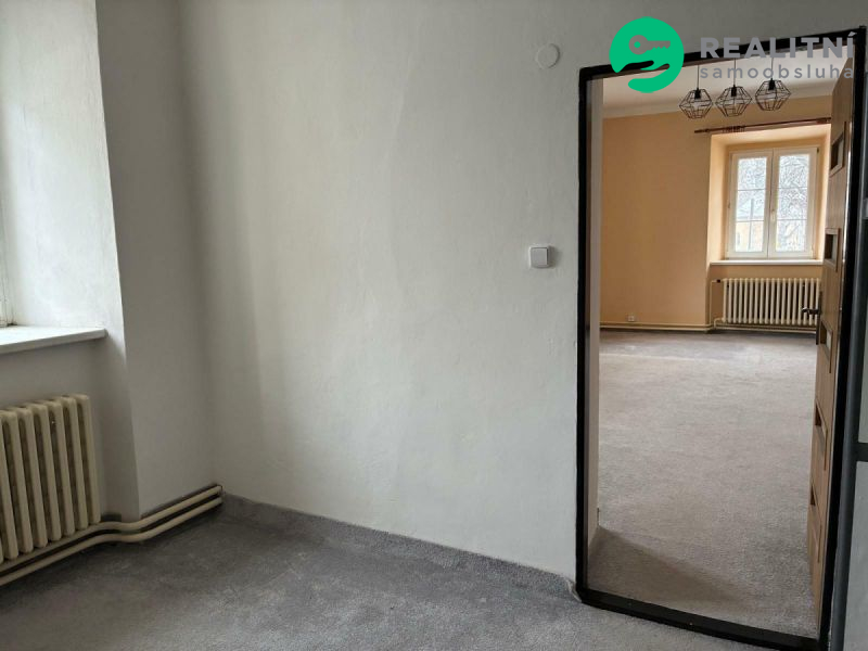 Byt 2+1, 90m2, Svrkyně, Praha západ