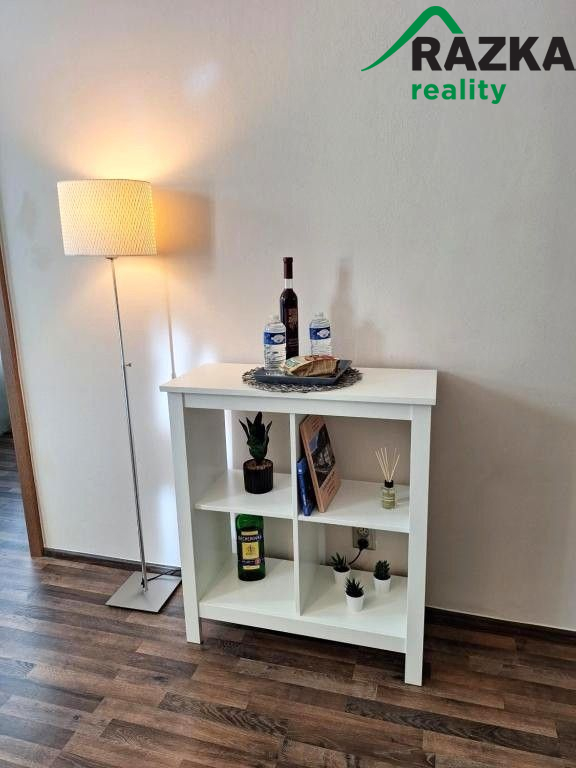 Prodej apartmánového domu s kavárnou - (celek nebo jednotky)