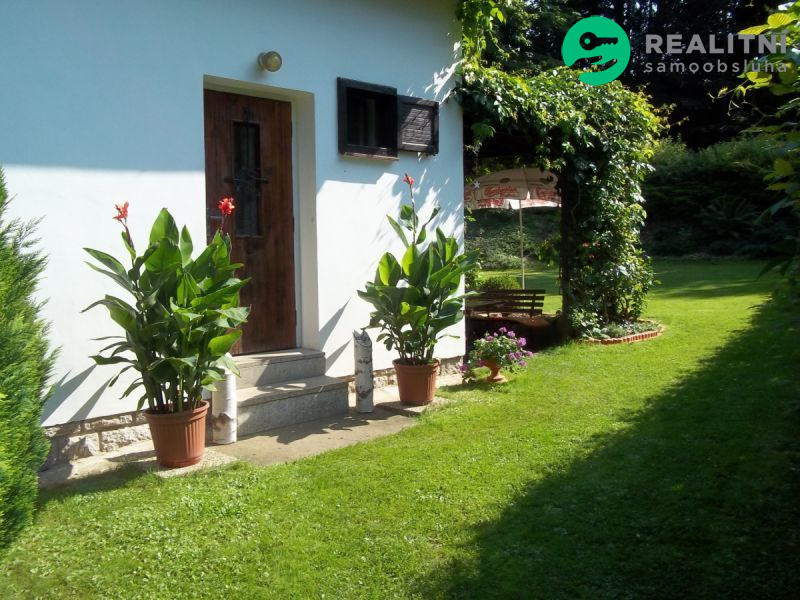 chata u přehradní nádrže Trnávka