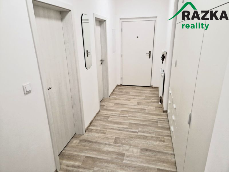 Prodej bytu 4+kk, 83 m&sup2;, Karlovy Vary, ul. Truhlářská