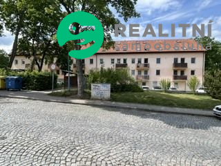 Byt 4+kk, Milovice