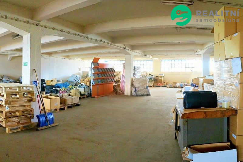 Nájem sklad 226 m2, snížené přízemí, PRAHA 7 Holešovice