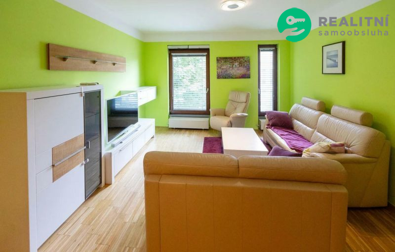 Pronájem bytu 2+kk 80 m² Rohanské nábřeží, Praha
