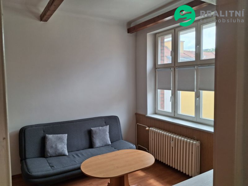 Byt Karla Čapka 1270 