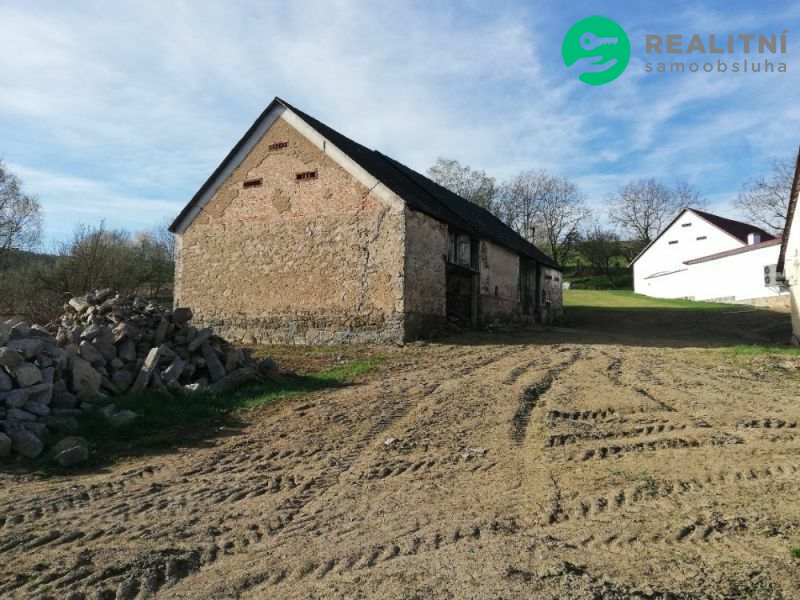 Chalupa se stodolou v okolí Klatov, Těšetiny