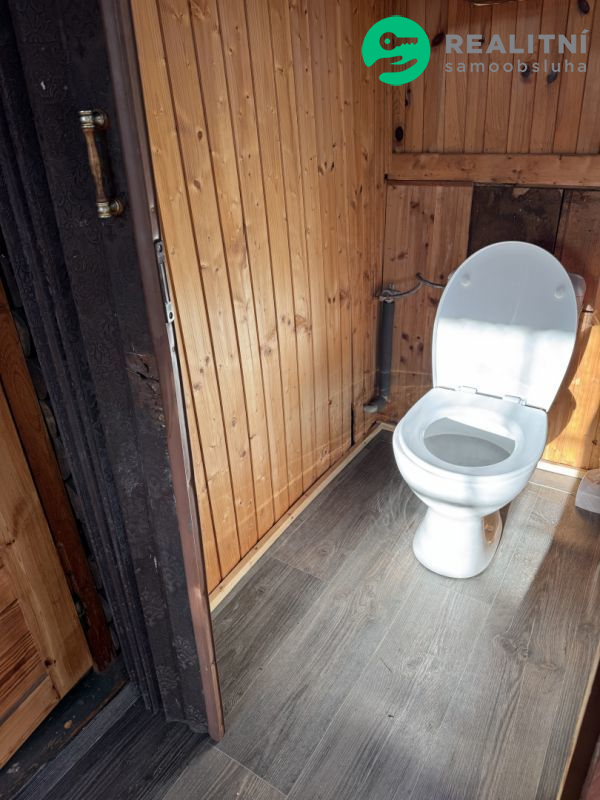 Pozemek s třemi chatami v OV - Varnsdorf