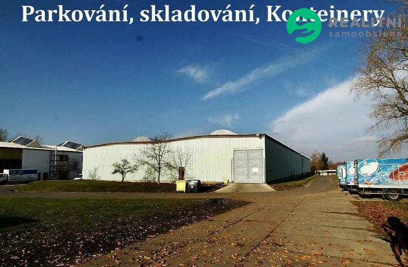 Nájem skladové haly 896 m2, vjezd, rampa, izolovaná, ÚVALY