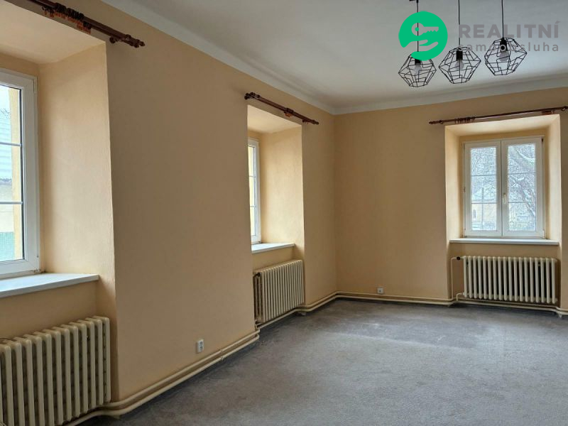 Byt 2+1, 90m2, Svrkyně, Praha západ