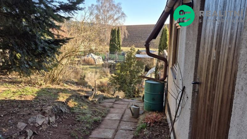 Zděná chata s krbem, studnou, Moravská Třebová