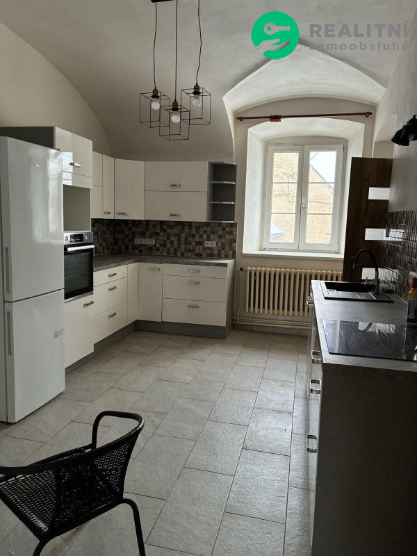 Byt 2+1, 90m2, Svrkyně, Praha západ