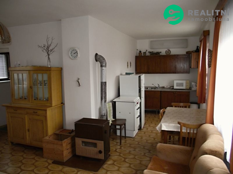 Chaty s garáží na pozemku 361 m2, Úštěk - Tetčiněves