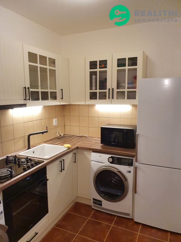 Byt 2 + 1 v Kadani, Klášterecká 56,76 m2