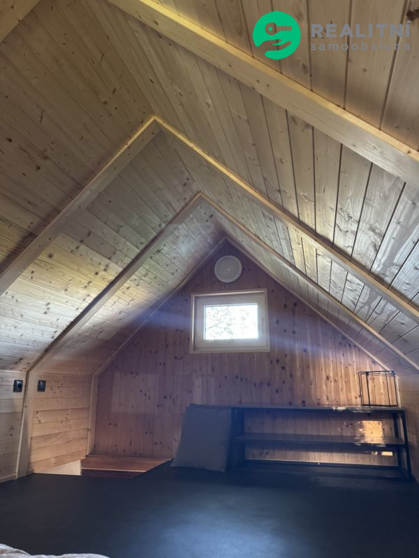 Pozemek s třemi chatami v OV - Varnsdorf