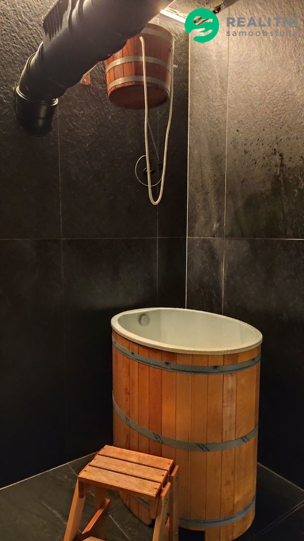 Mercedes mezi byty - luxusní 1kk 51m2 s wellness