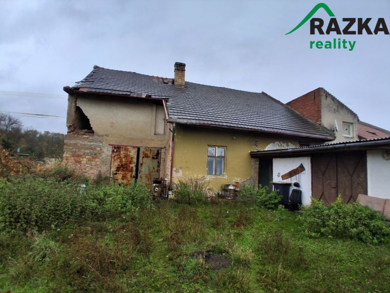 Prodej pozemku Kroměříž - kú. Trávník