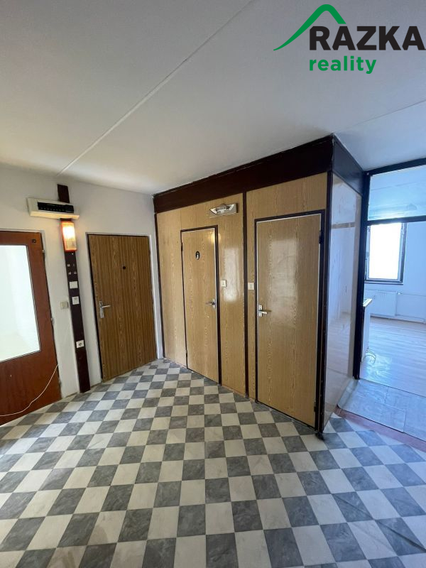 Pronájem bytu 2+1(64m2), Chodová Planá