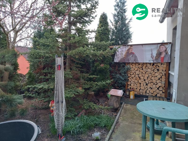 investice  -RD na Kladně