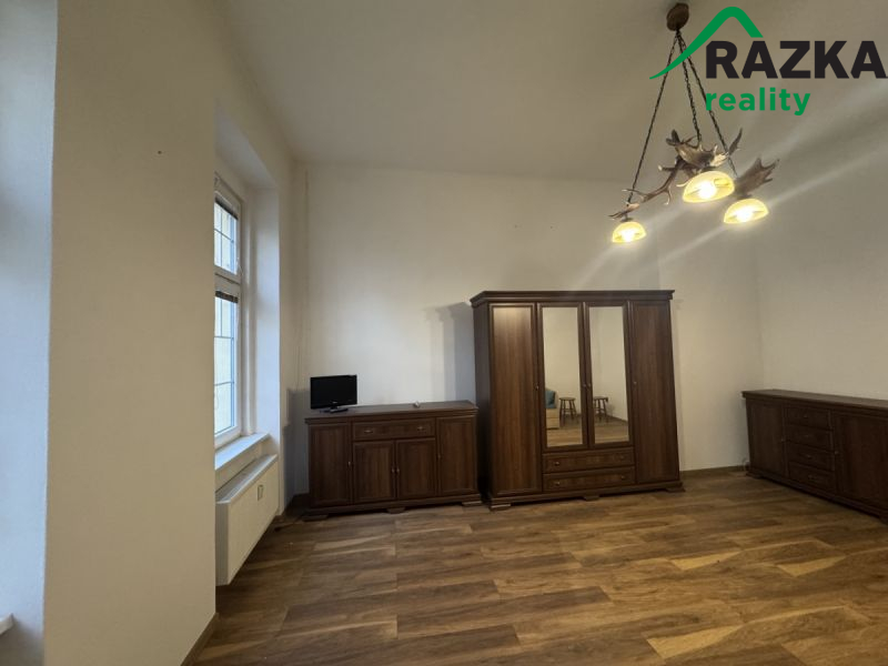 Prodej bytu 2+1(83m2), Karlovy Vary, ul. T.G.M.