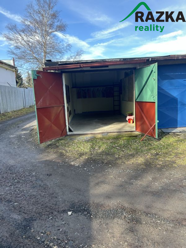 Pronájem garáže Mariánské Lázně - Úšovice