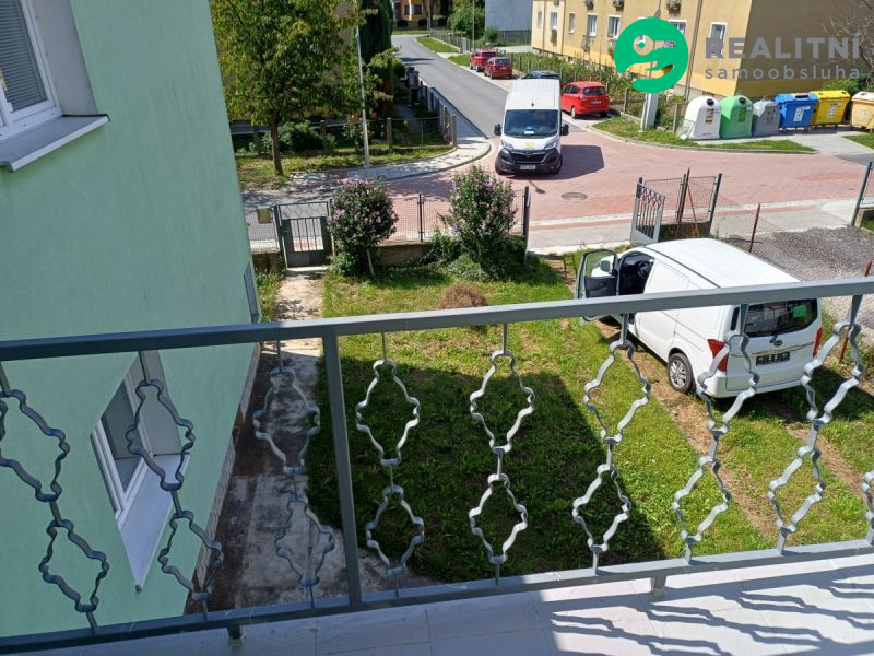 Pronájem - vila 6+1 Litovel