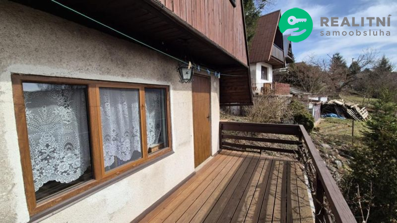 Zděná chata s krbem, studnou, Moravská Třebová