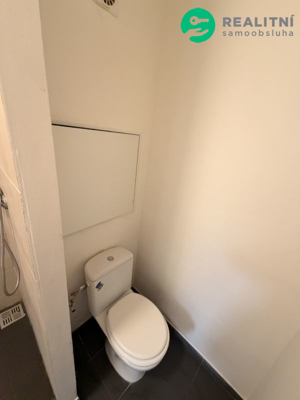 Pronájem bytu 2+1, ul. Školní pěšina, Chomutov