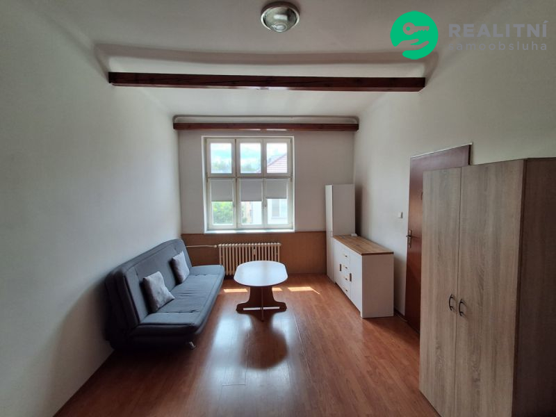 Byt Karla Čapka 1270 