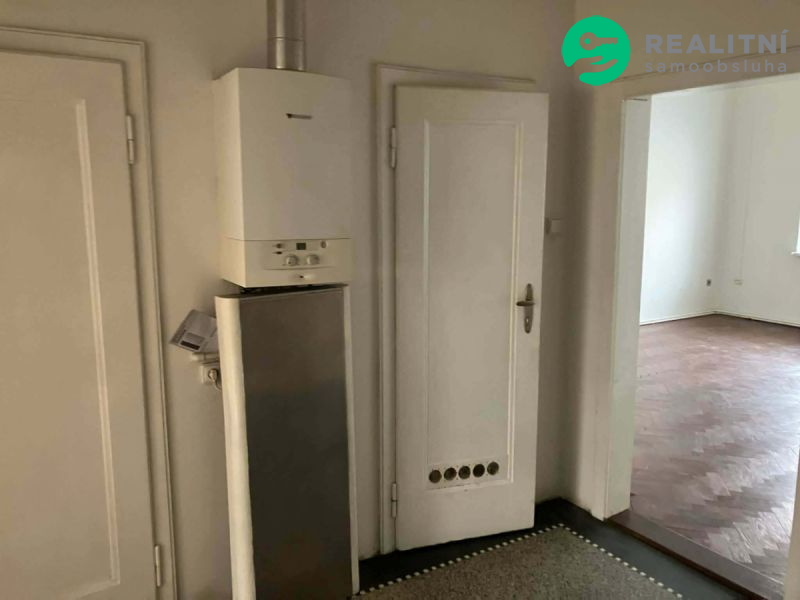 Pronájem prostorného (91 m&sup2;) bytu 3+1 v centru Litoměřic