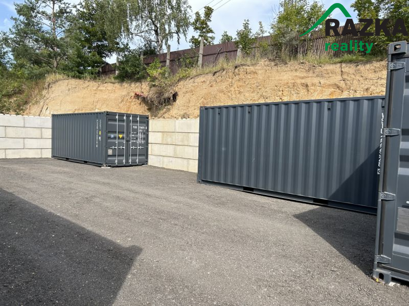 Pronájem skladových prostorů v oploceném areálu - Planá